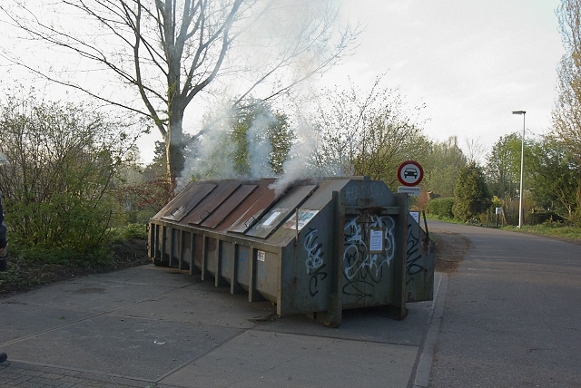 2011/91/GB 20110411 001 Container Ringvaartdijk Nieuwemeerdijk.jpg